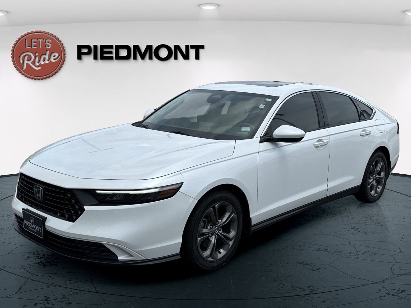 Used 2023 Honda Accord EX