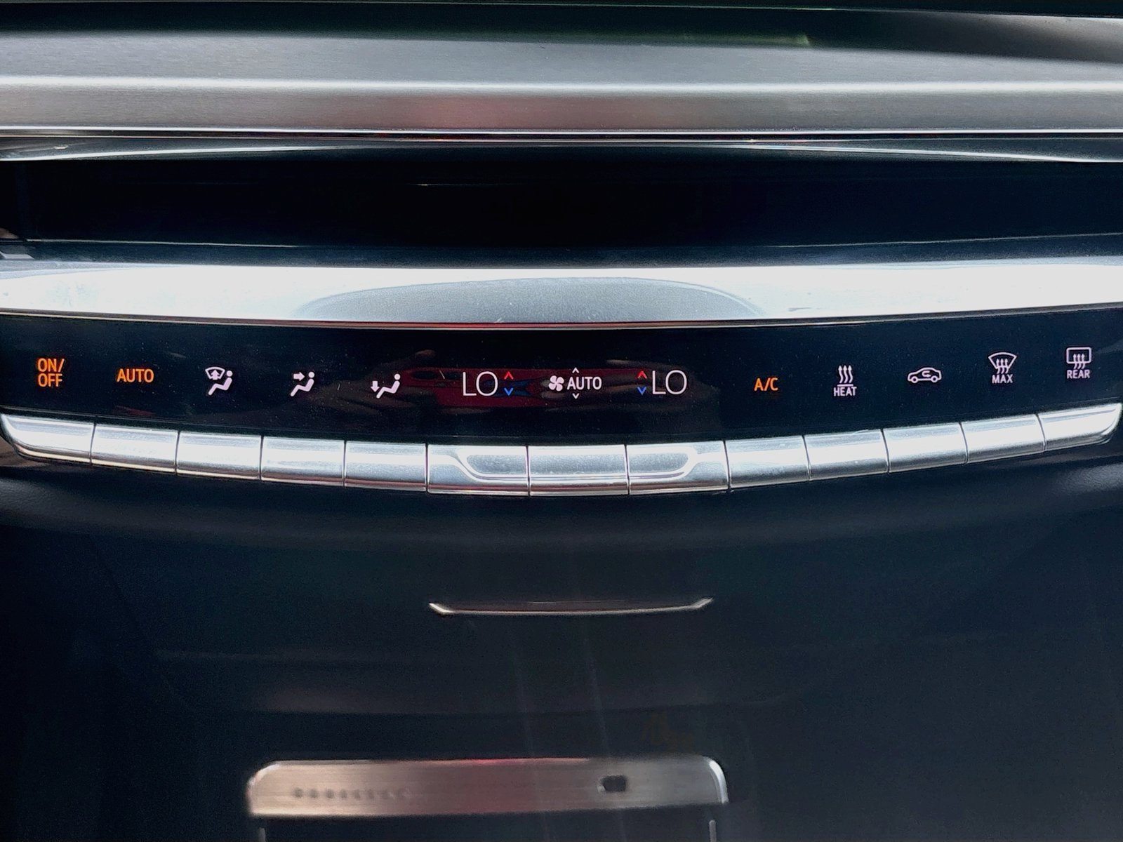 Used 2025 Cadillac Lyriq Sport RWD image 15