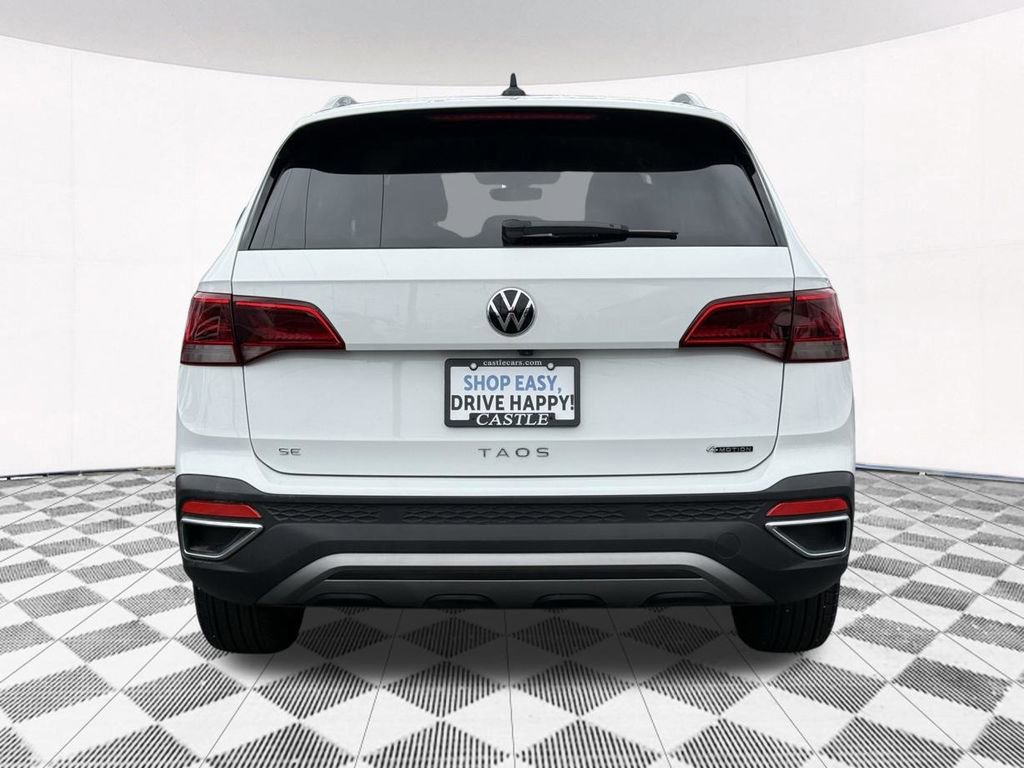 Certified 2023 Volkswagen Taos SE image 12