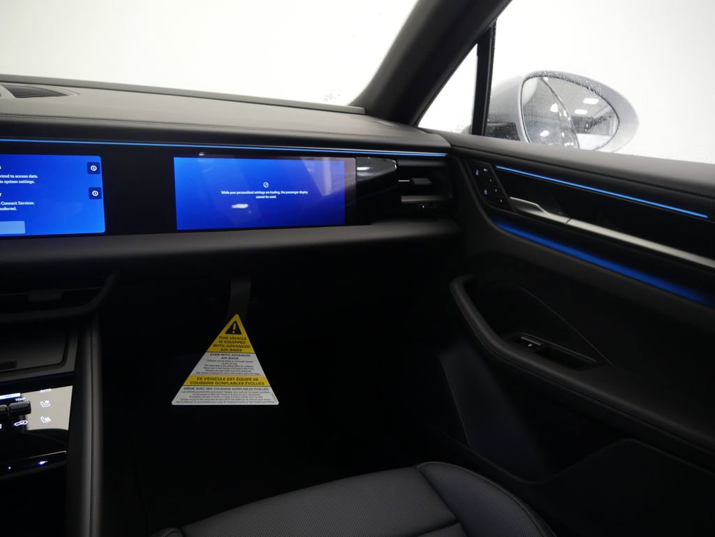 New 2026 Porsche Macan 4 Electric AWD/4WD image 36