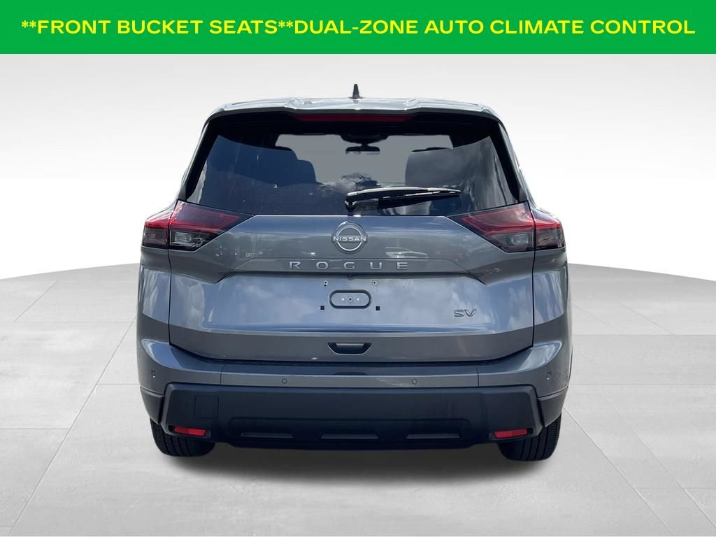 Used 2024 Nissan Rogue SV FWD image 10