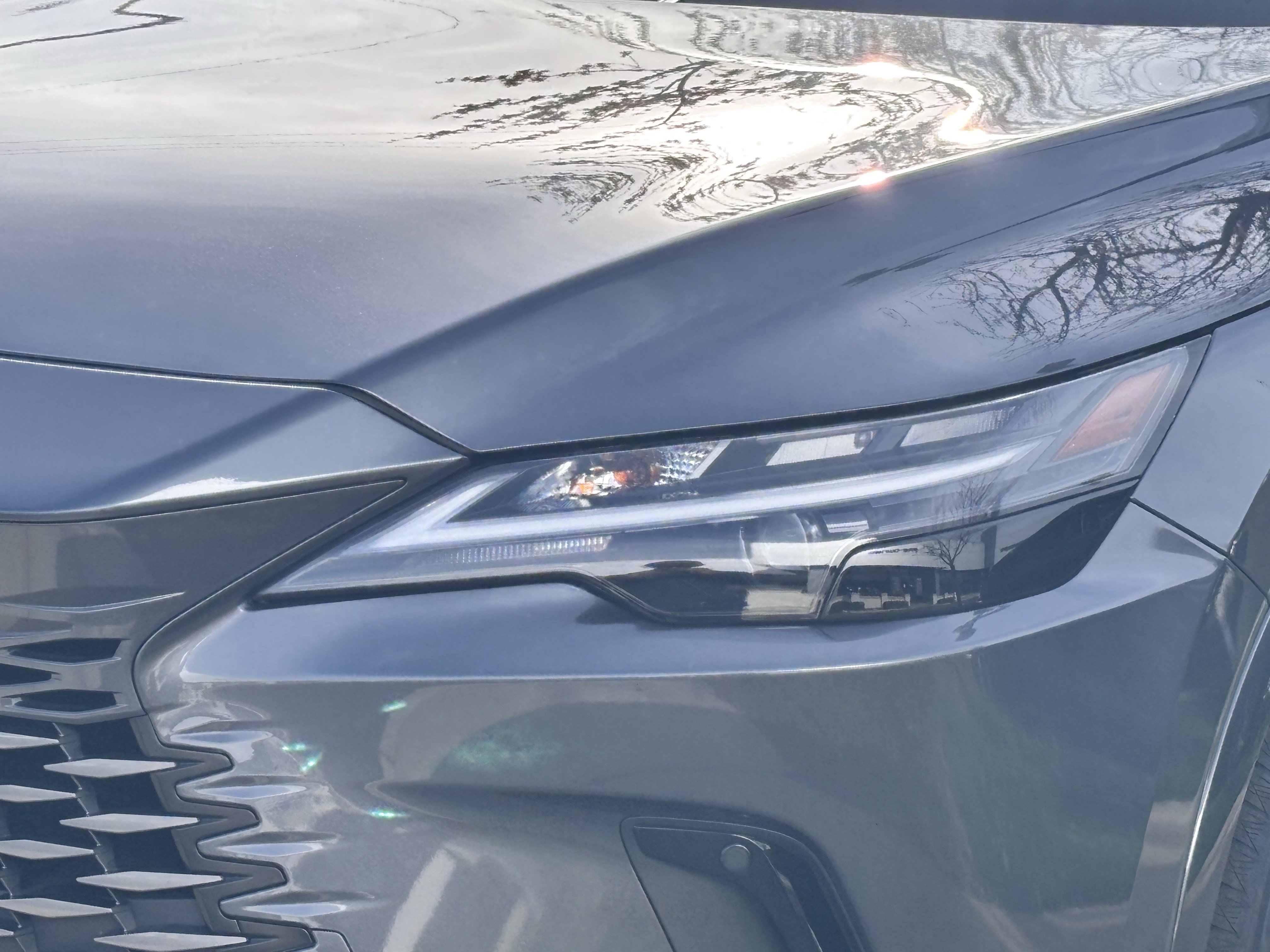 Used 2025 Lexus RX 350 Premium w/ Accessory Package (Z1) image 6