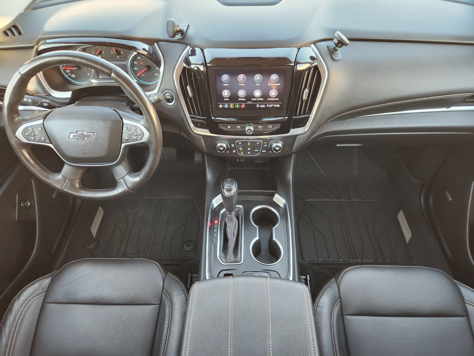 Used 2020 Chevrolet Traverse RS w/ LPO, Floor Liner Package FWD image 30