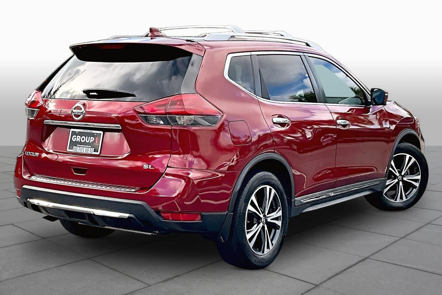 Used 2018 Nissan Rogue SL FWD image 13