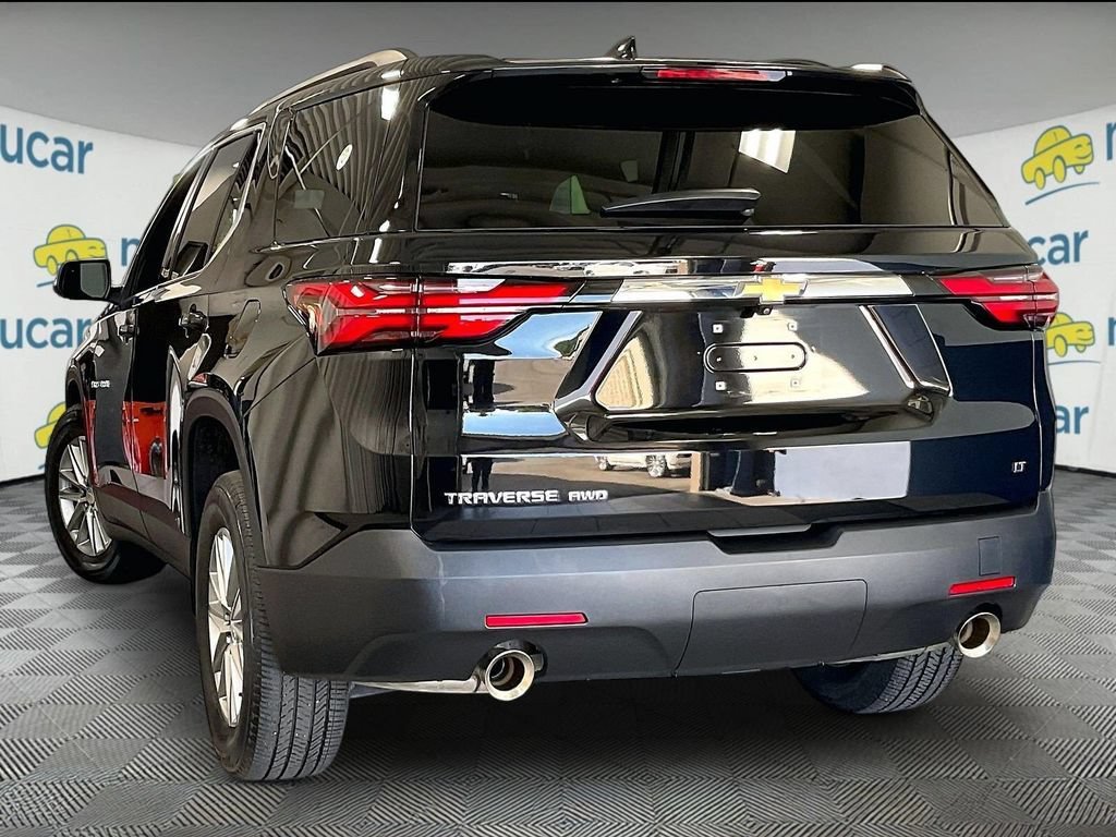 Used 2023 Chevrolet Traverse LT AWD/4WD image 4