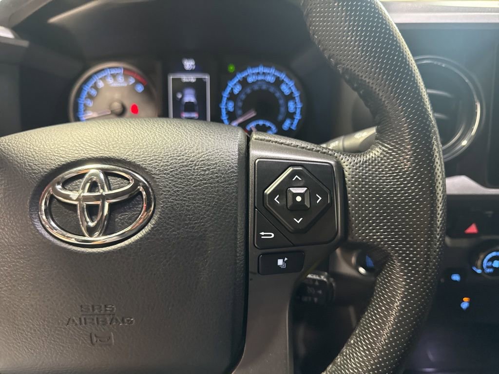 Used 2016 Toyota Tacoma TRD Off-Road w/ Towing Package RWD image 20