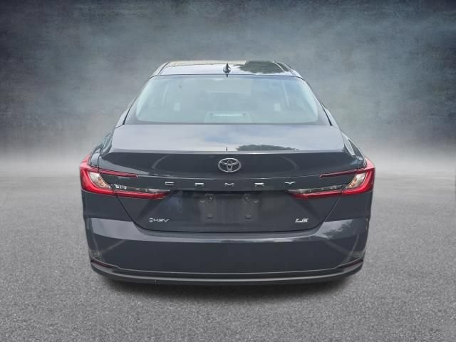 Used 2025 Toyota Camry LE FWD image 7