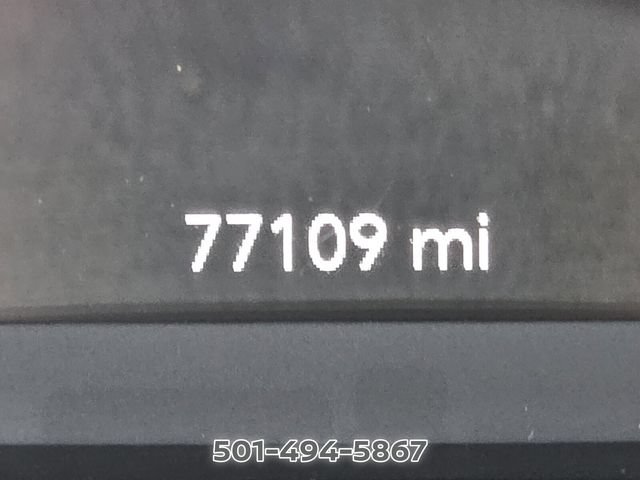 Used 2019 Jeep Cherokee Latitude Plus FWD image 22