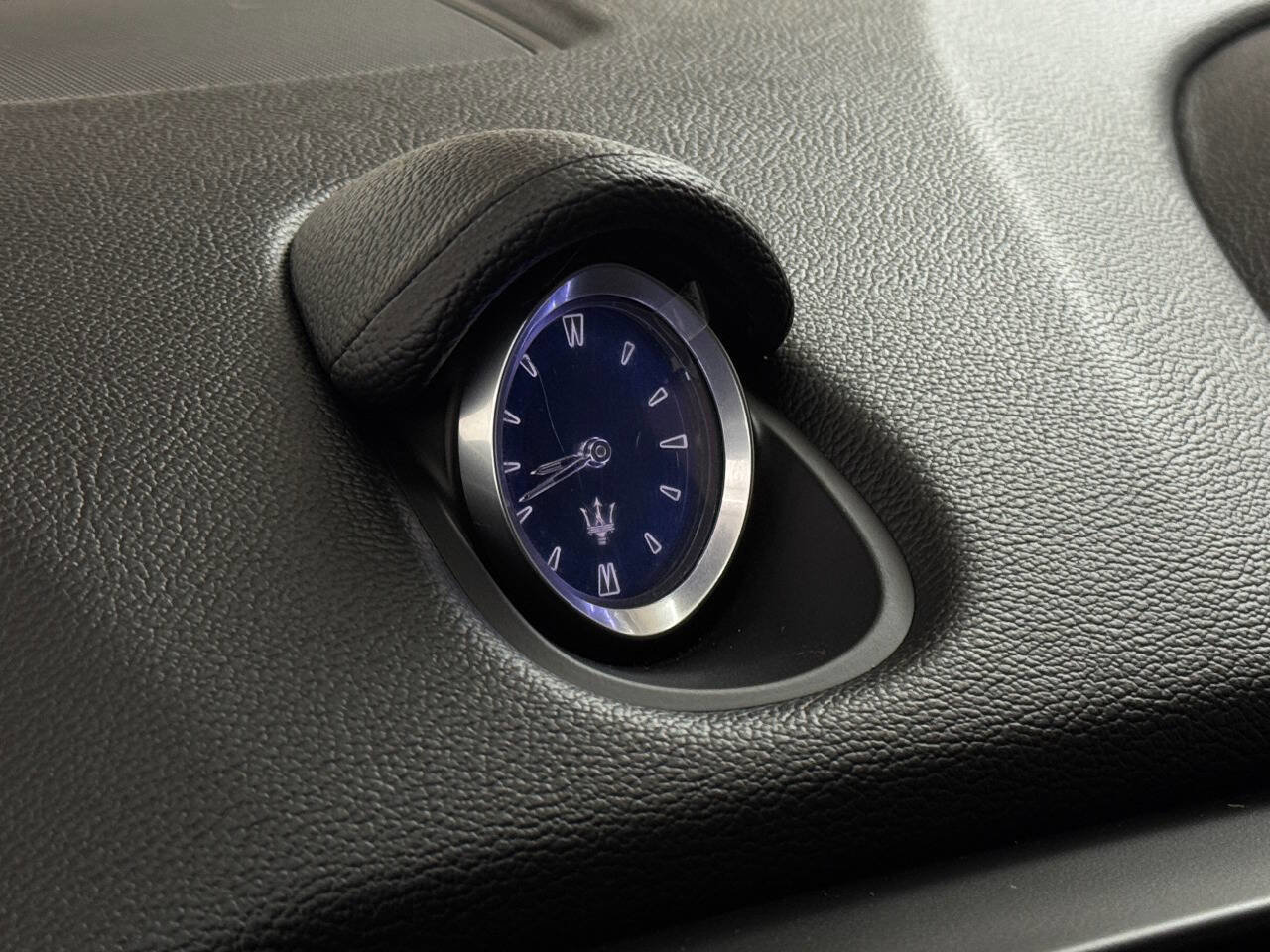 Used 2017 Maserati Ghibli image 47