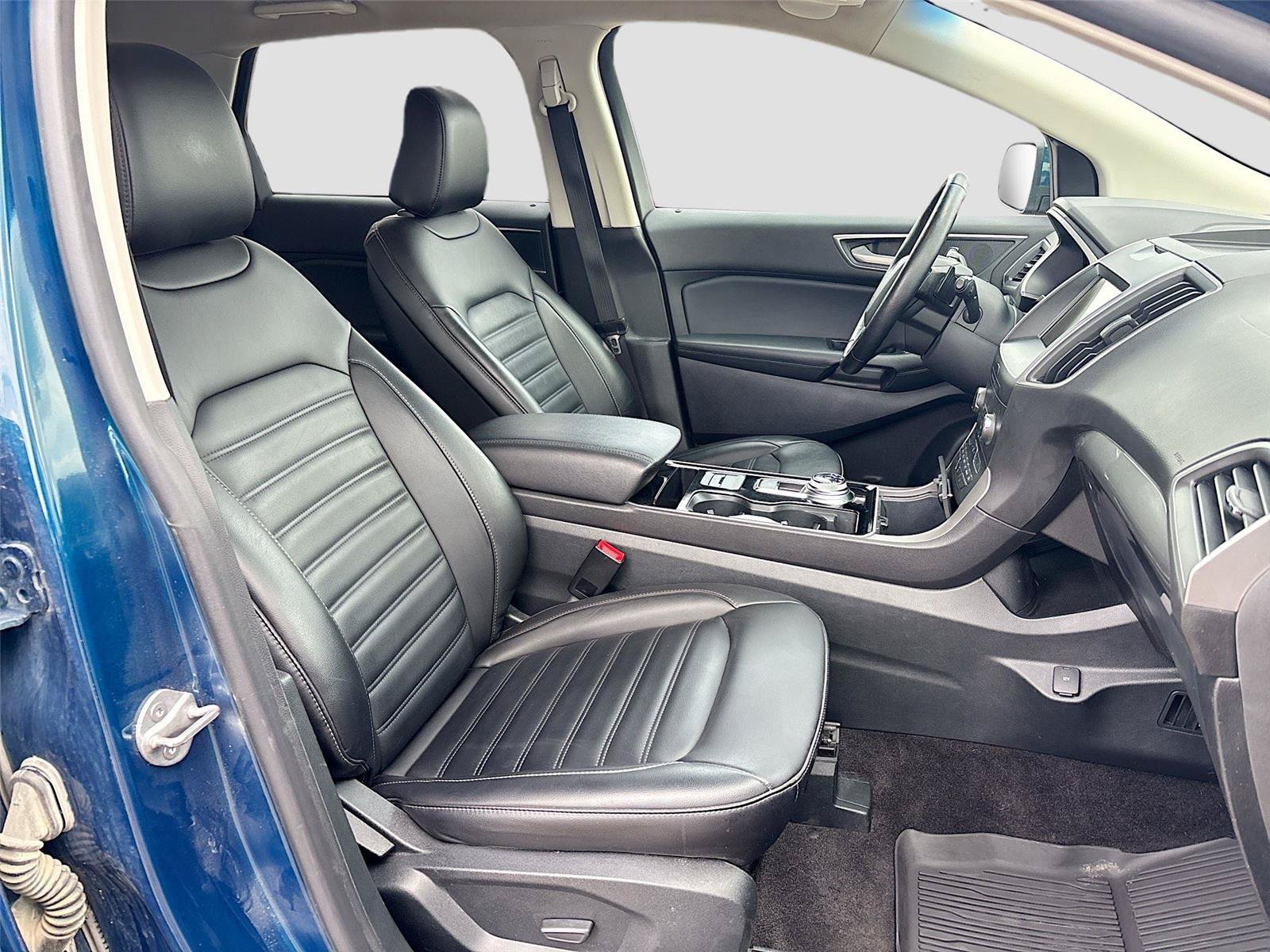 Used 2020 Ford Edge SEL w/ Convenience Package AWD/4WD image 28