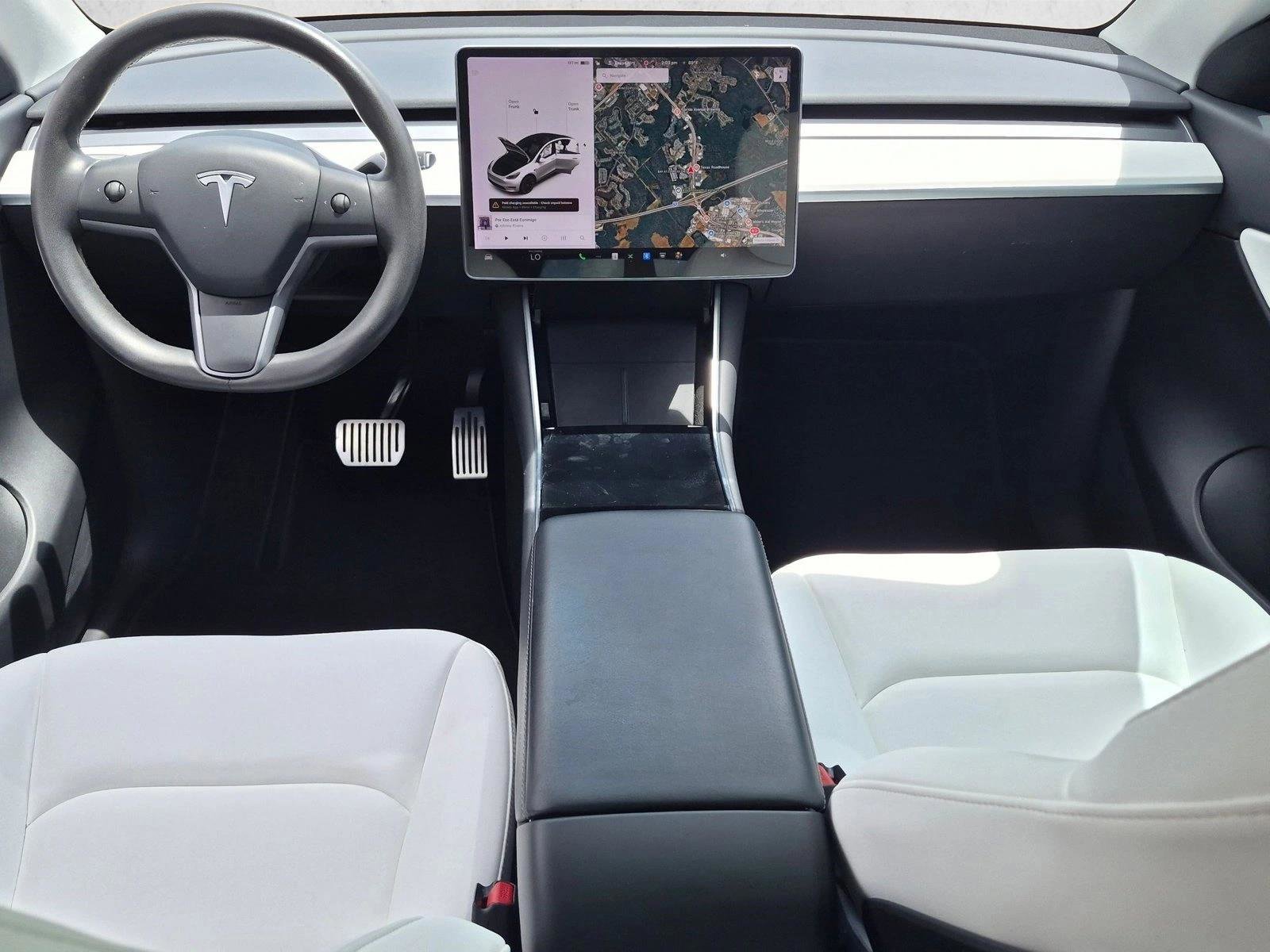 Used 2021 Tesla Model Y Long Range AWD/4WD image 15