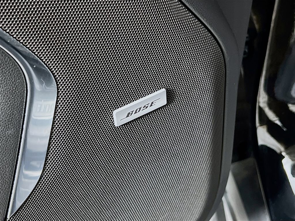 Used 2024 Chevrolet Suburban LT w/ LT Signature Package image 17