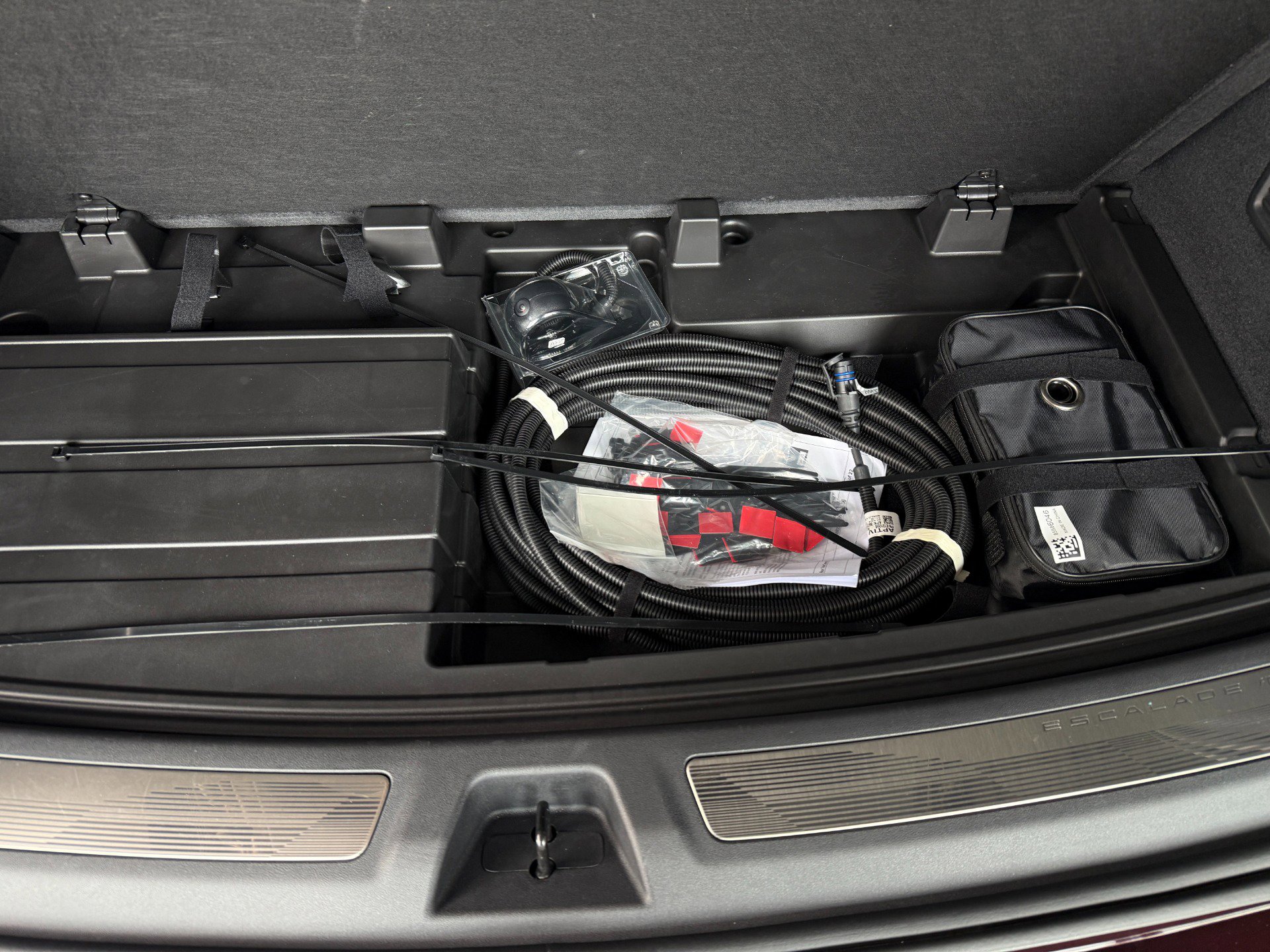 Used 2025 Cadillac Escalade IQ Sport 2 image 41