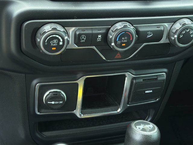 Used 2019 Jeep Wrangler Unlimited Sport AWD/4WD image 26