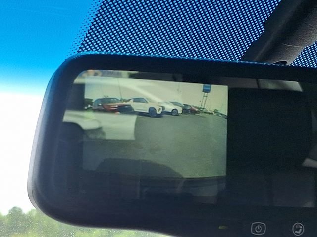 Used 2013 Chevrolet Suburban LT w/ Luxury Package image 17