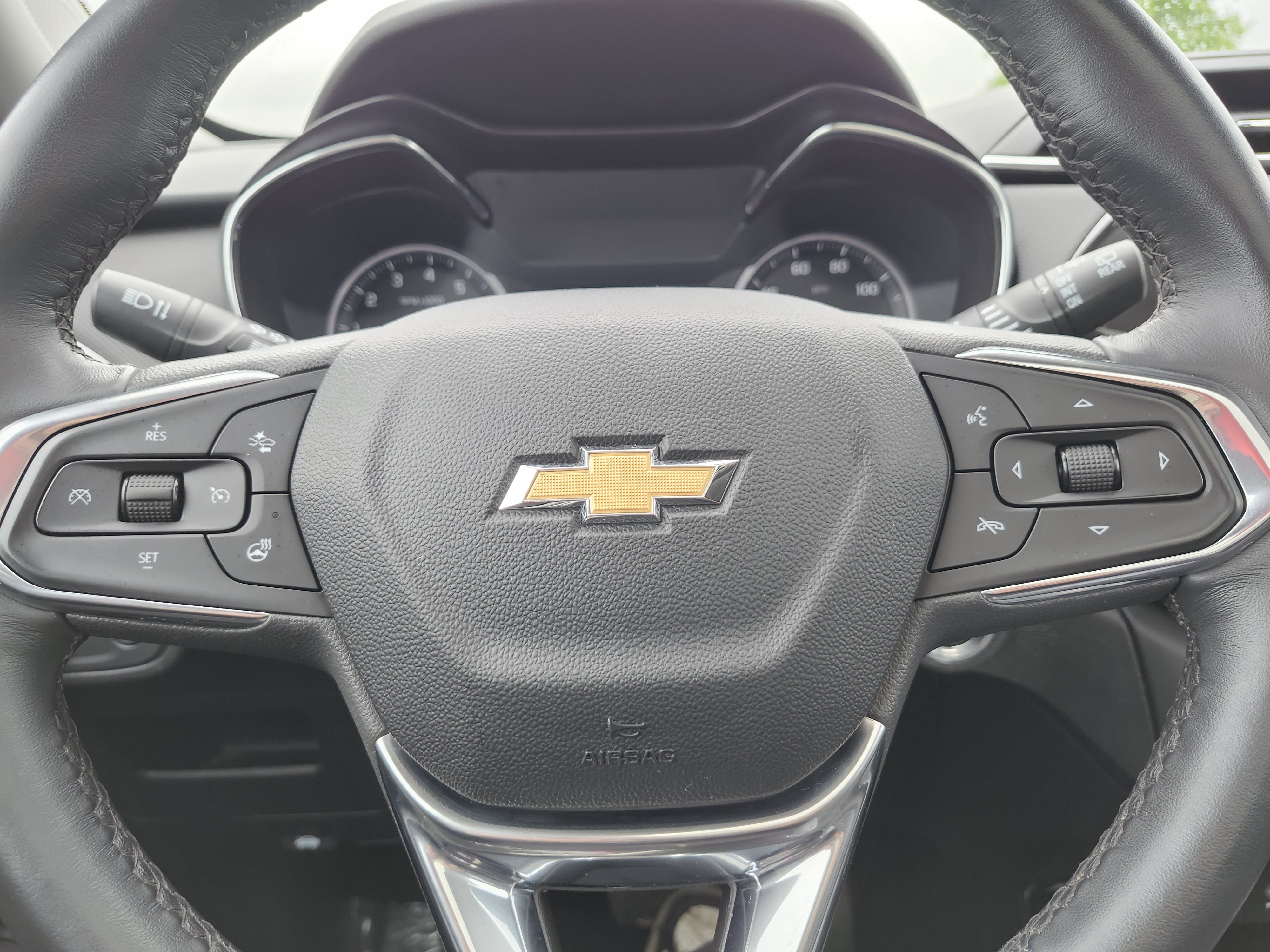 Used 2023 Chevrolet TrailBlazer LT w/ Sun and Liftgate Package AWD/4WD image 28