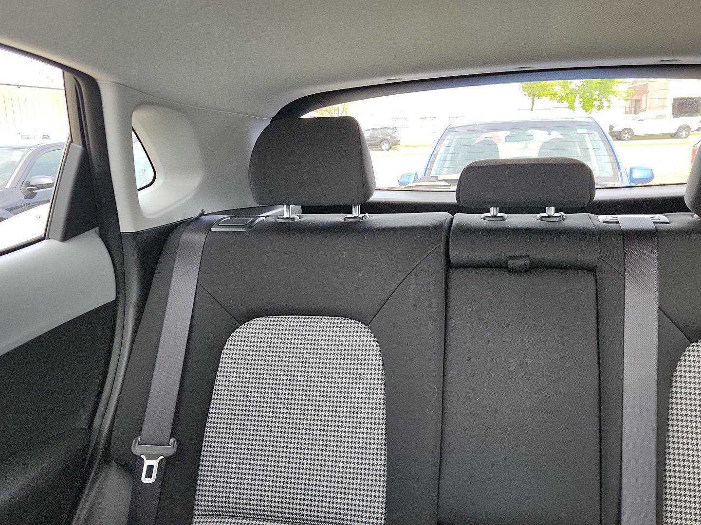 Used 2021 Hyundai Kona SEL AWD/4WD image 19