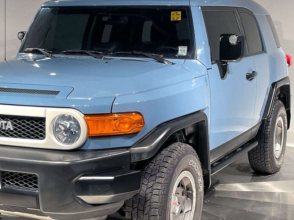 Used 2014 Toyota FJ Cruiser Base w/ Trail Teams Ultimate Edition image 12
