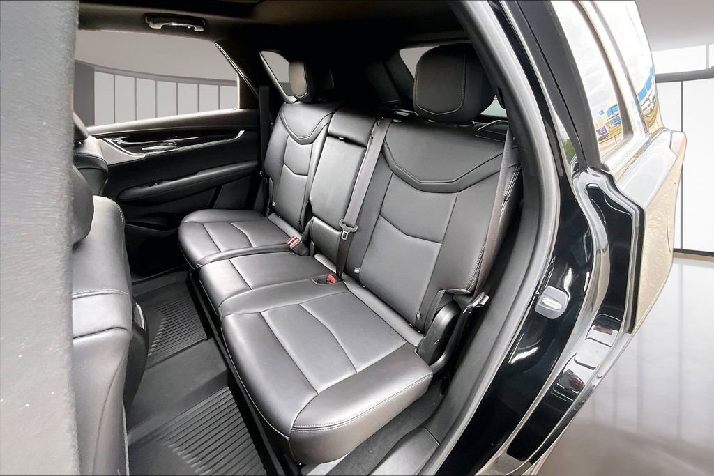 Used 2023 Cadillac XT5 Premium Luxury w/ Technology Package AWD/4WD image 26