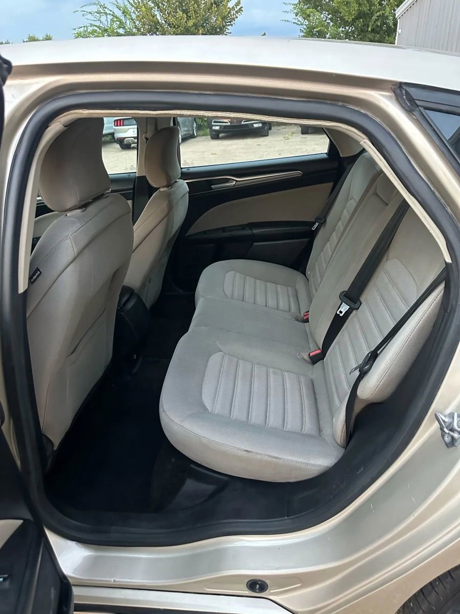 Used 2017 Ford Fusion S image 10