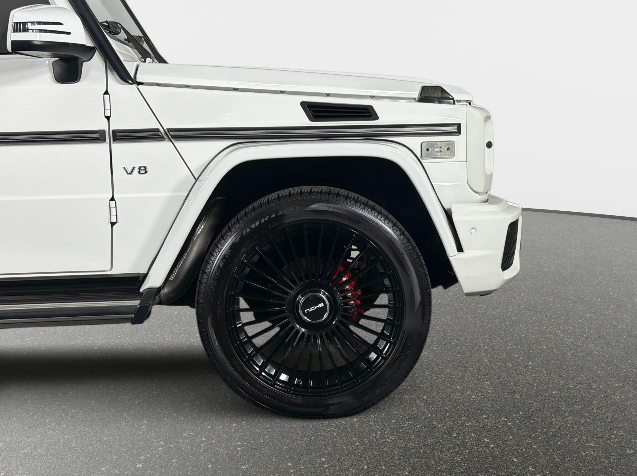 Used 2014 Mercedes-Benz G 550 image 3