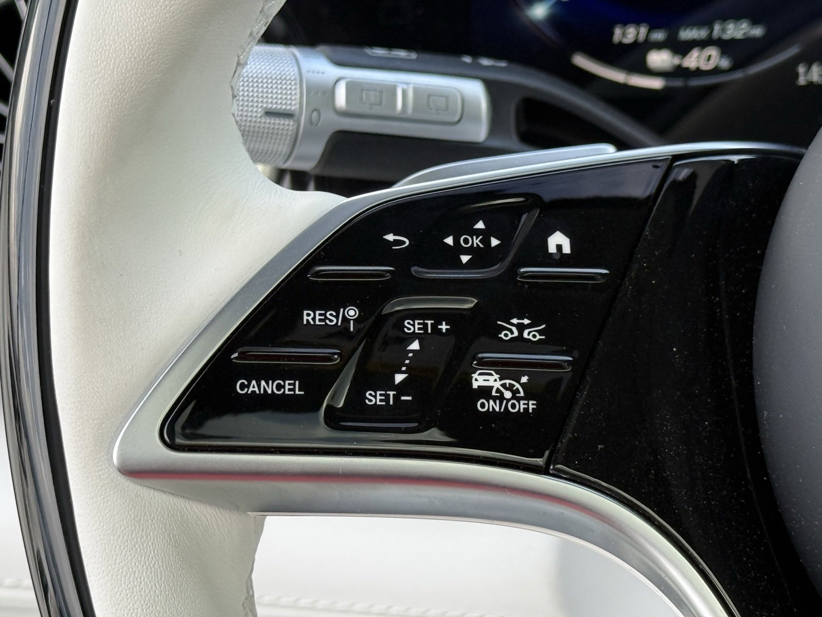 New 2025 Mercedes-Benz Maybach EQS 680 4MATIC image 21