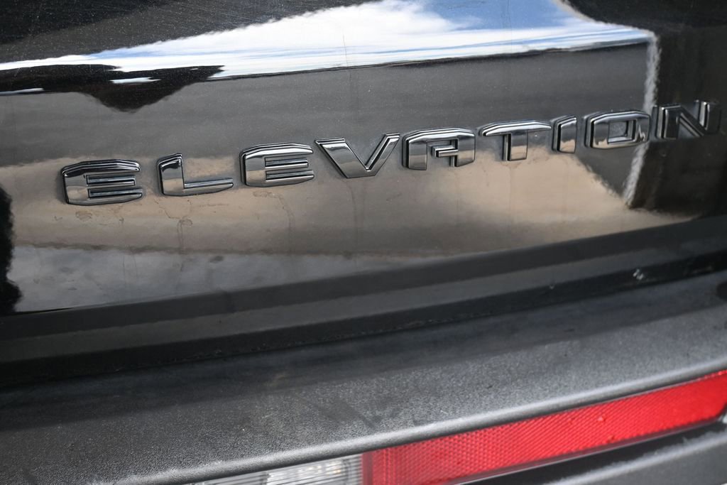 Used 2025 GMC Acadia Elevation FWD image 24
