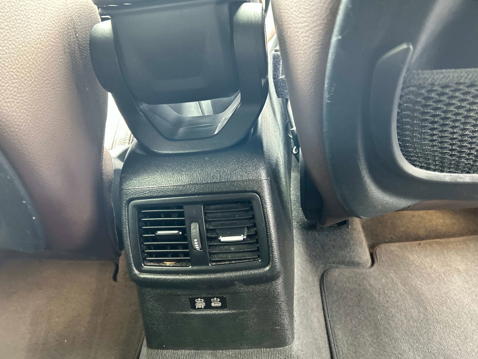 Used 2018 BMW X1 xDrive28i w/ Convenience Package AWD/4WD image 16