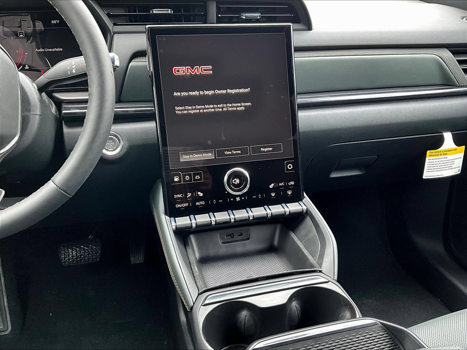 New 2026 GMC Terrain AT4 w/ Convenience Package III AWD/4WD image 11