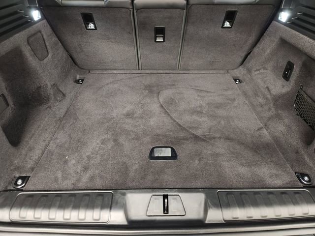 Used 2025 Land Rover Range Rover Sport SE image 33