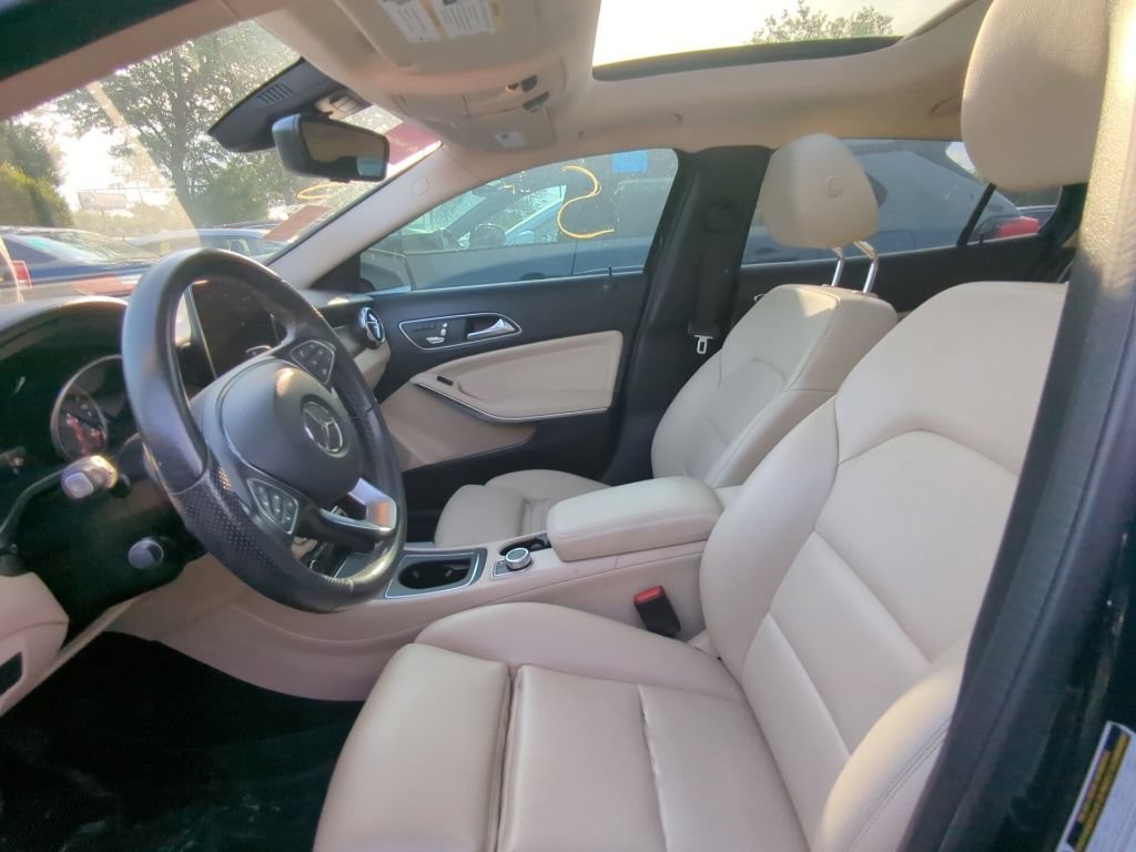 Used 2019 Mercedes-Benz GLA 250 w/ Premium Package image 6