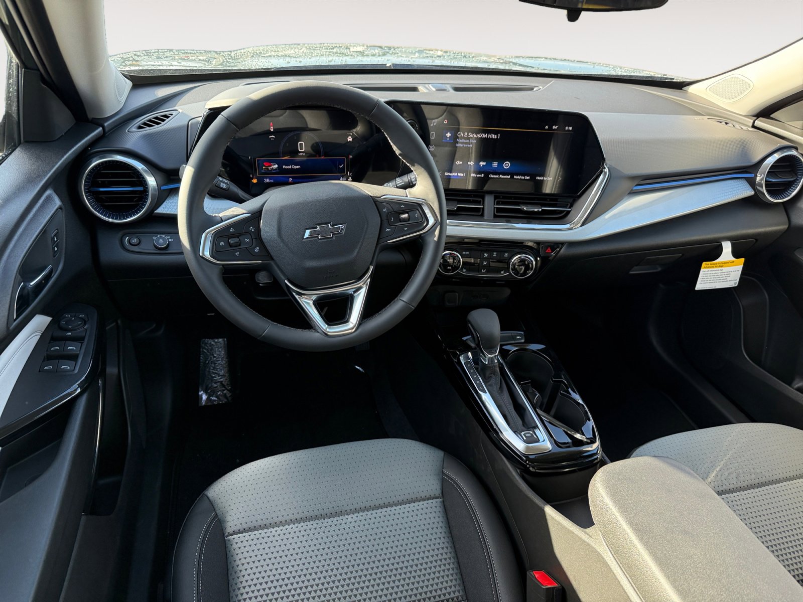 New 2026 Chevrolet Trax LT image 15