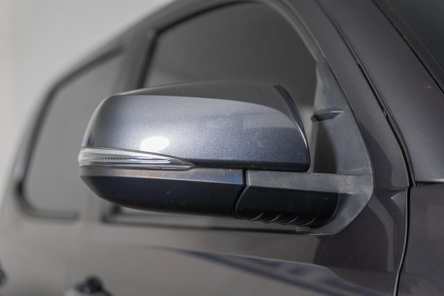 Used 2019 Toyota Tacoma TRD Off-Road image 16