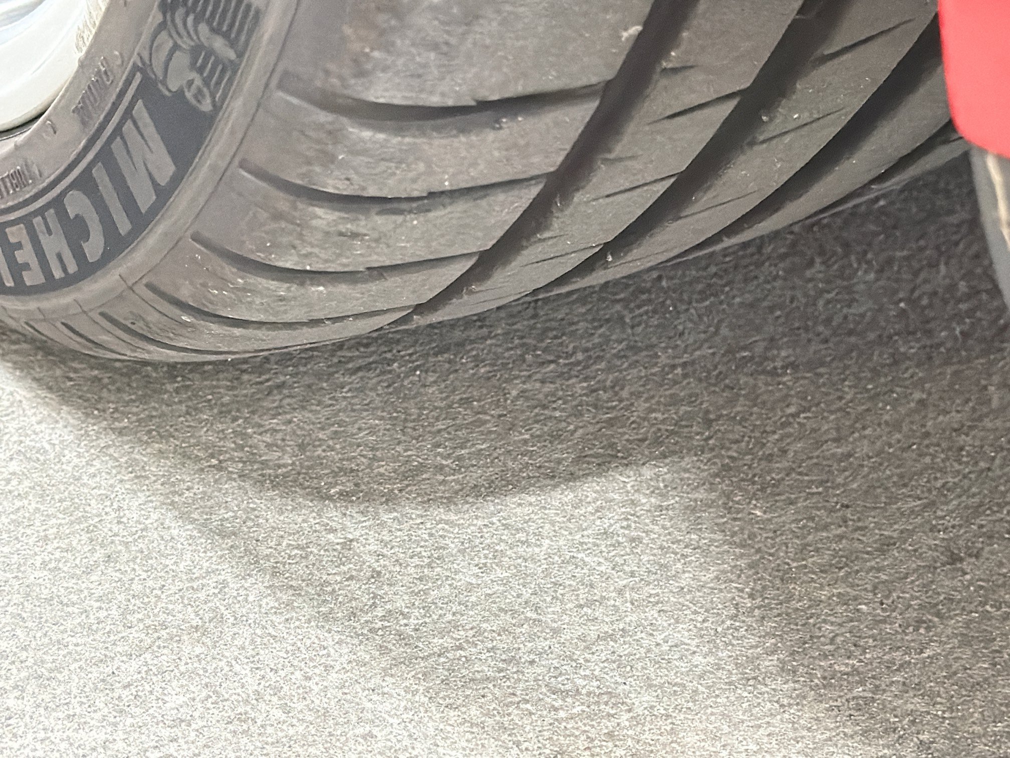 Certified 2024 Porsche 911 Carrera RWD image 40