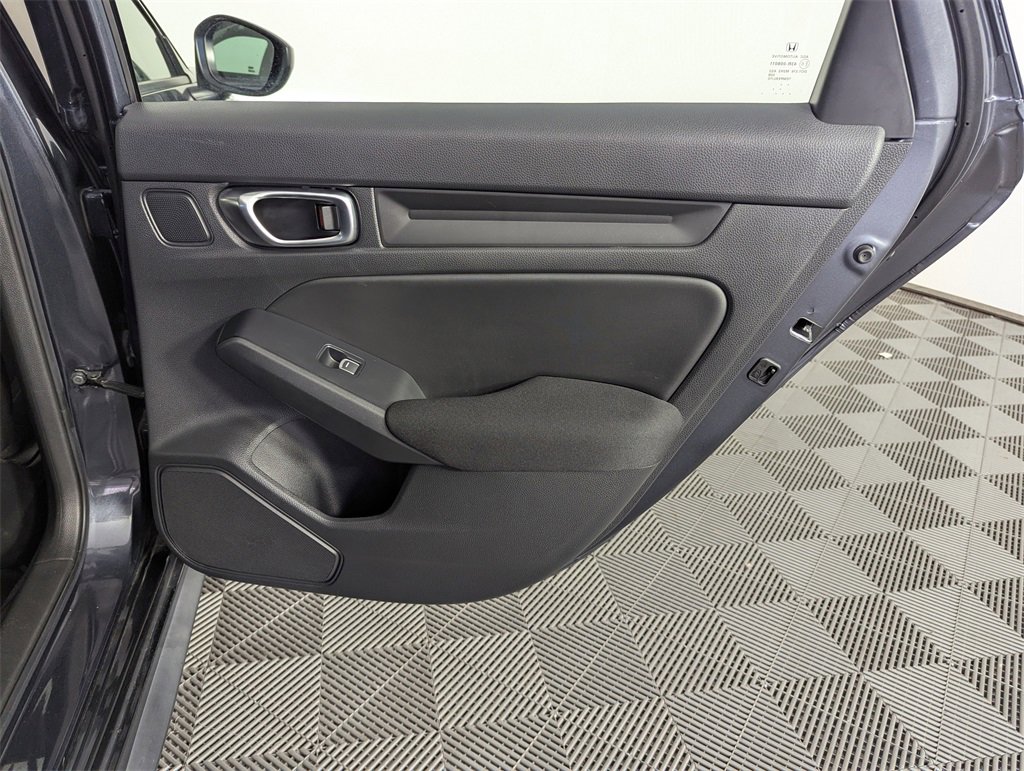 Used 2023 Honda Civic LX image 31