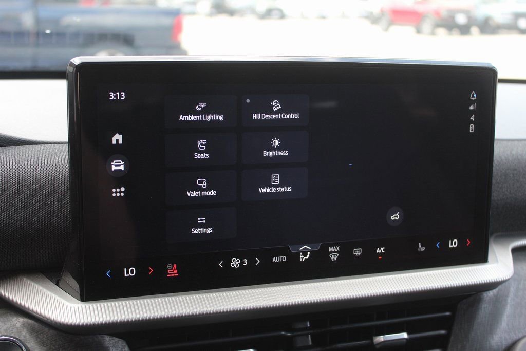 Used 2025 Ford Explorer Platinum w/ LUX Leather Package image 34