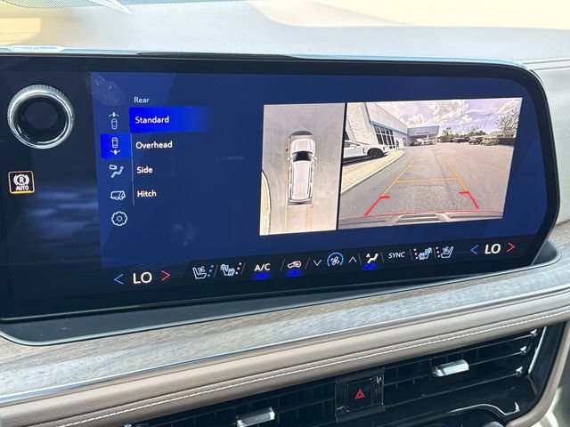 New 2026 Chevrolet Tahoe High Country AWD/4WD image 31