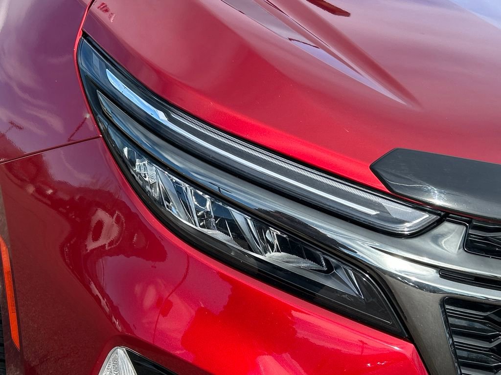 Used 2023 Chevrolet Equinox RS image 31