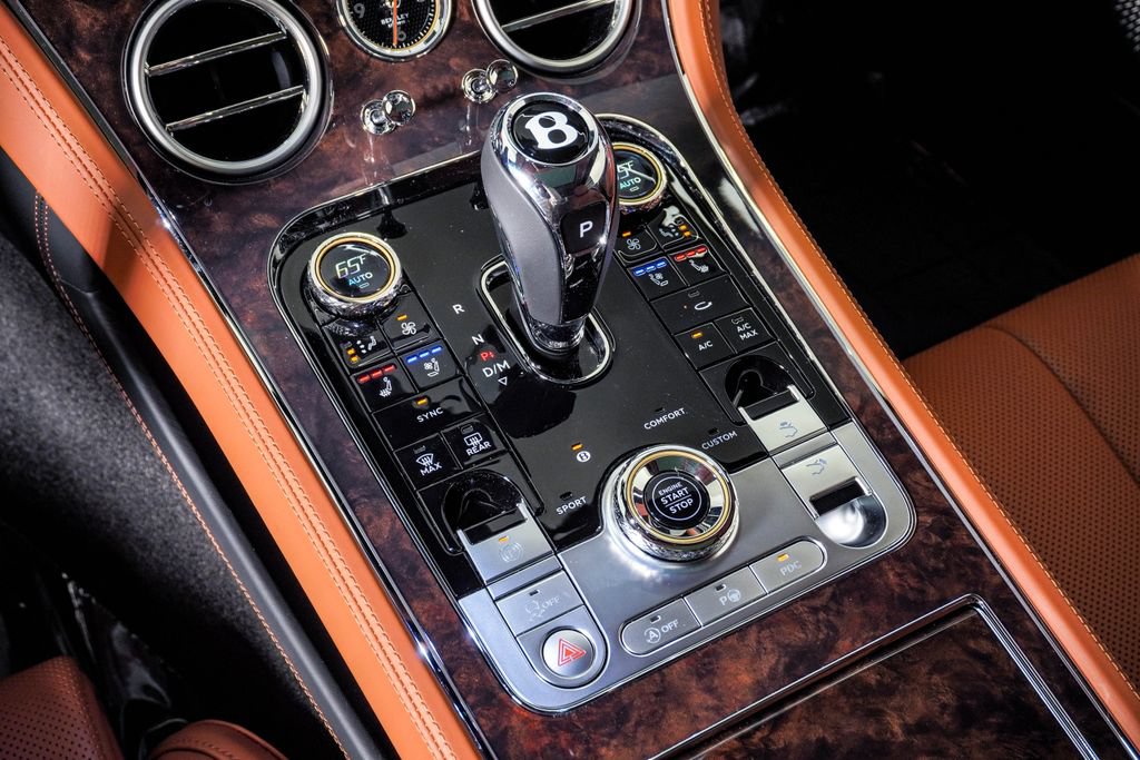 Used 2024 Bentley Continental GT AWD/4WD image 29