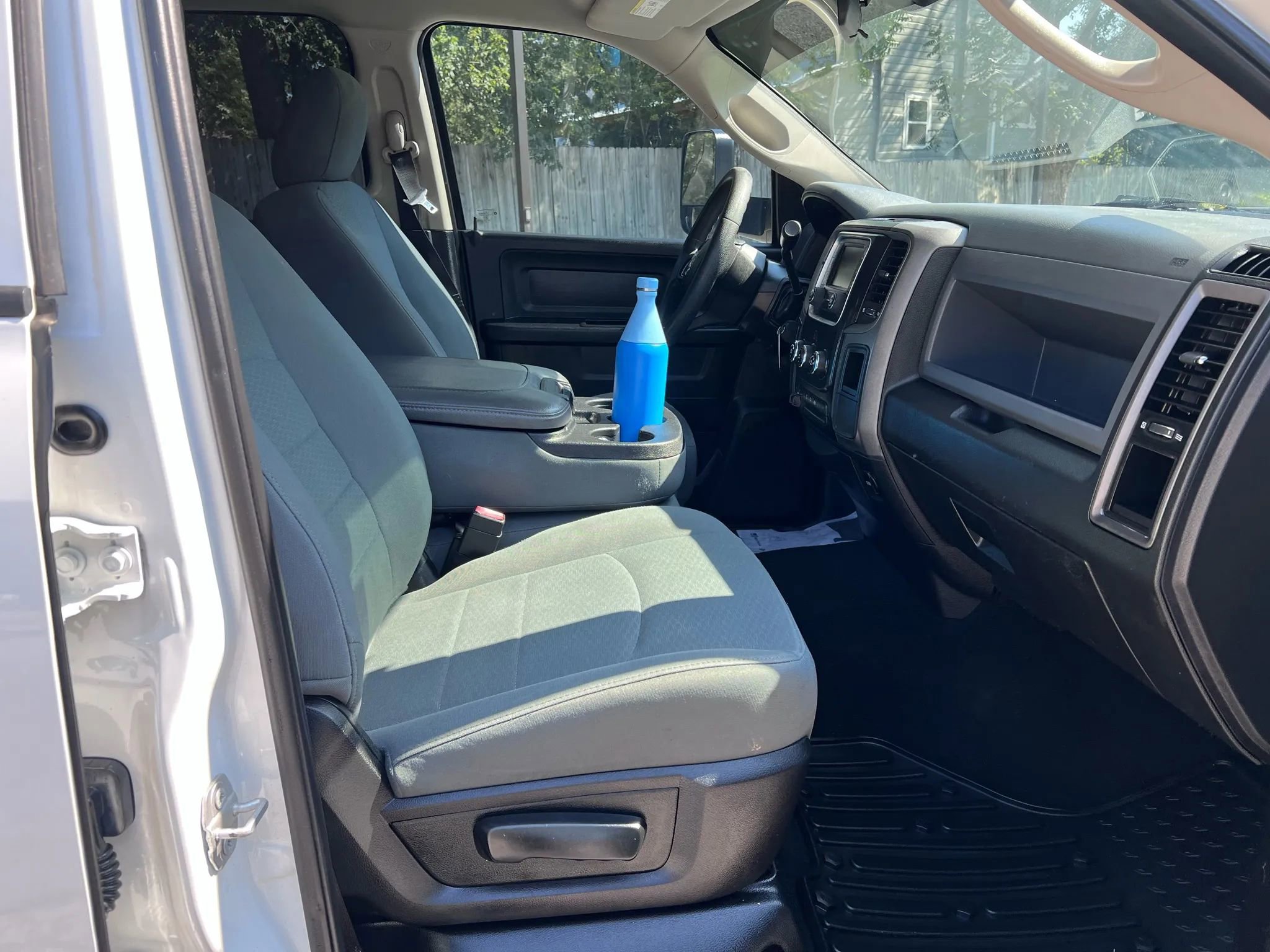 Used 2018 RAM 3500 Tradesman w/ Chrome Appearance Group image 10