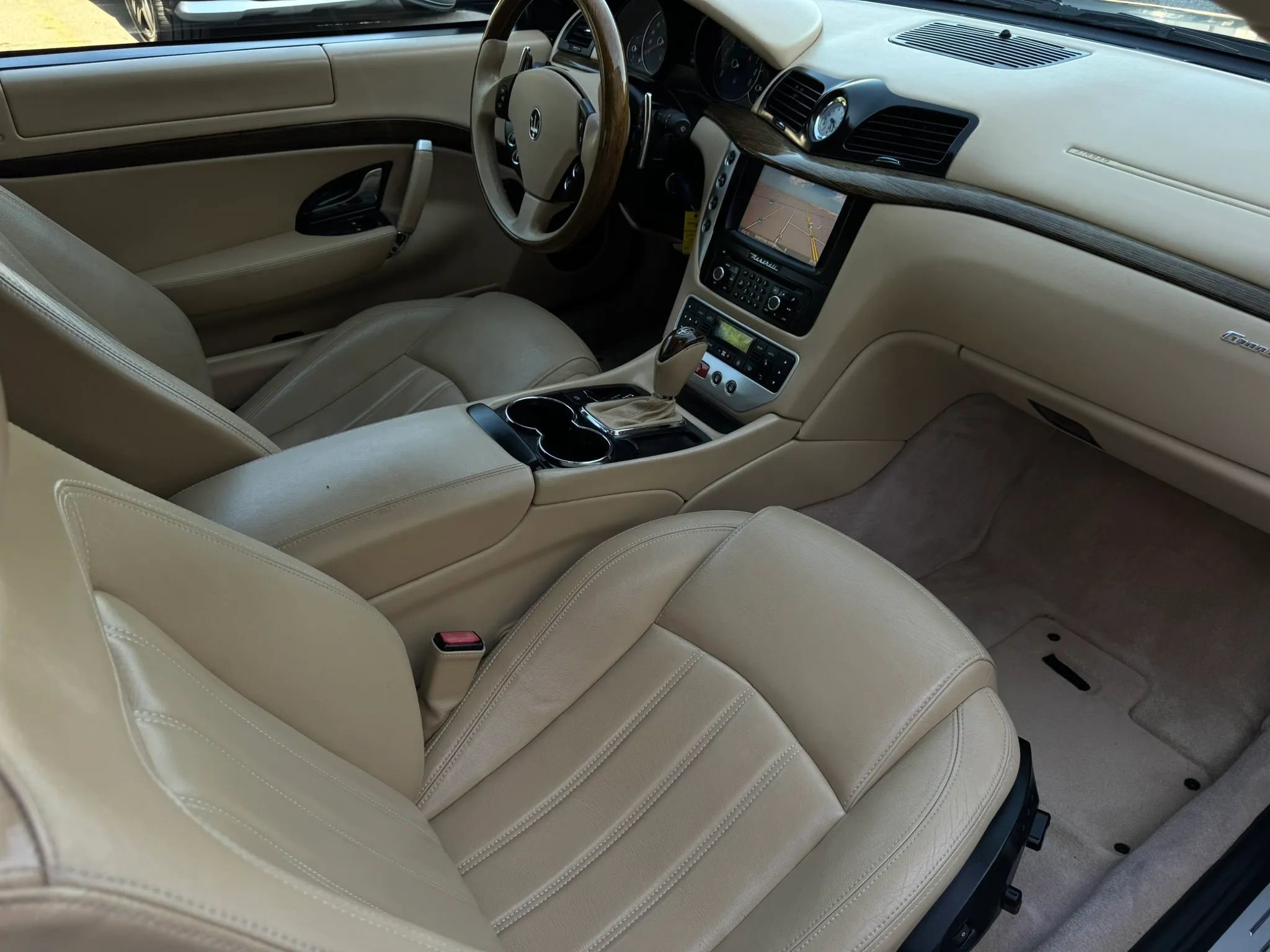 Used 2010 Maserati GranTurismo Coupe RWD image 19