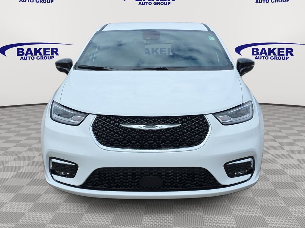 New 2026 Chrysler Pacifica Select image 8