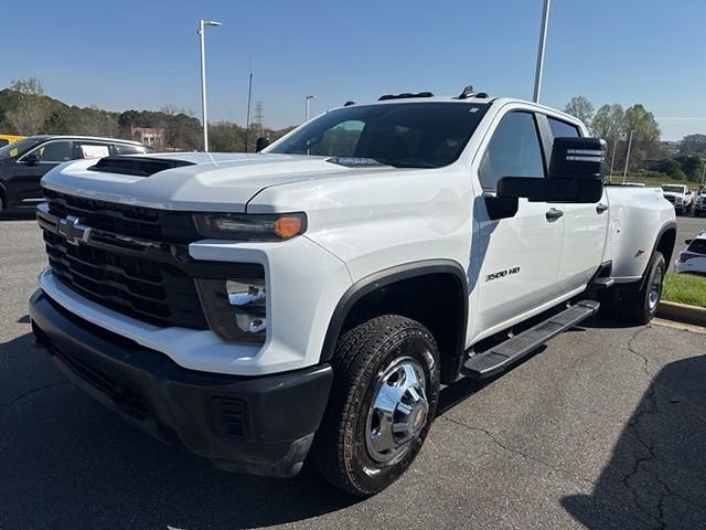 Used 2024 Chevrolet Silverado 3500 W/T w/ WT Convenience Package AWD/4WD image 1