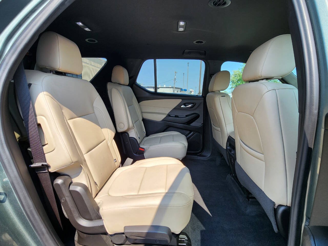 Used 2023 Chevrolet Traverse LT w/ LPO, Floor Liner Package AWD/4WD image 15