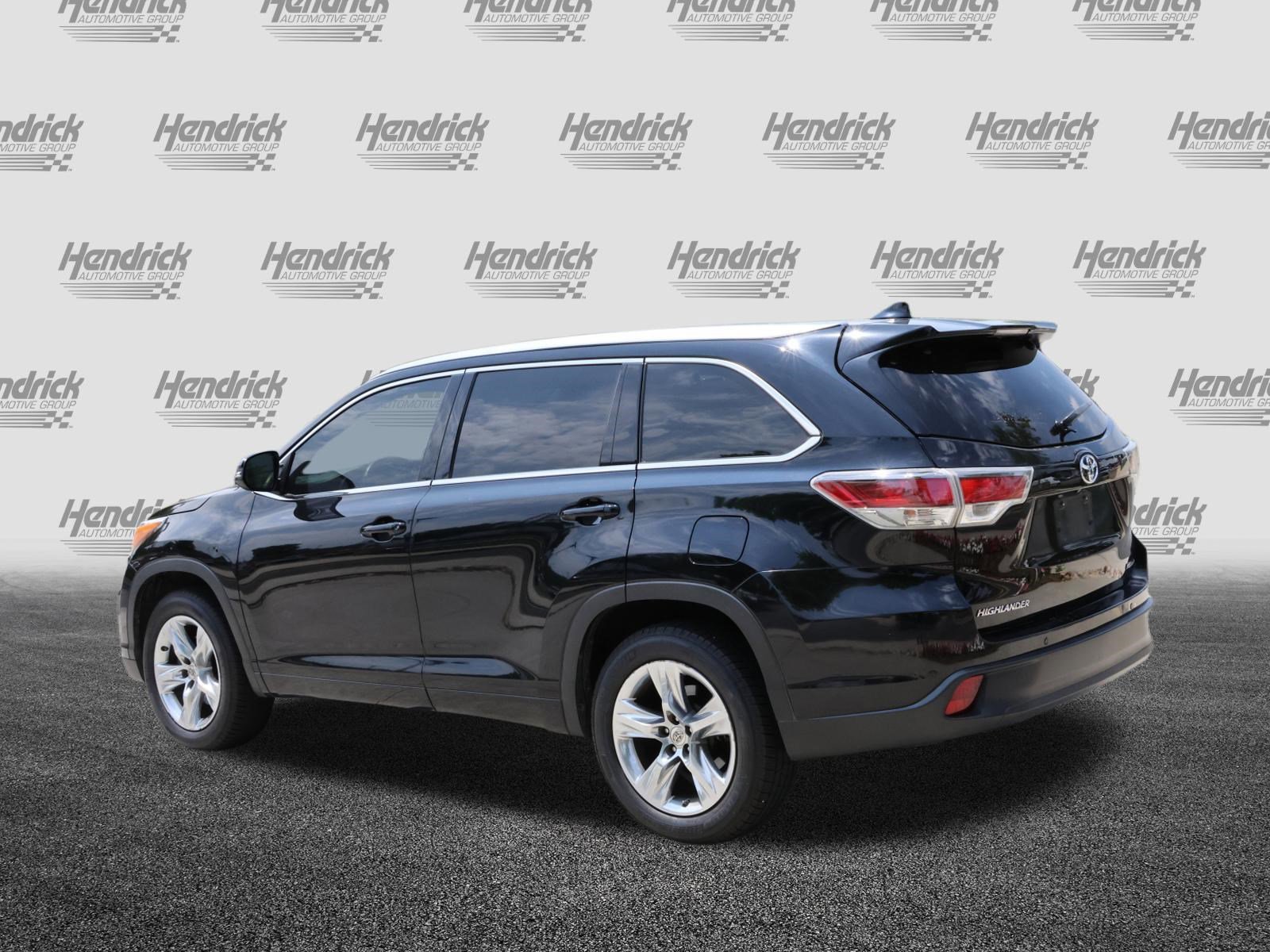 Used 2015 Toyota Highlander Limited FWD image 7