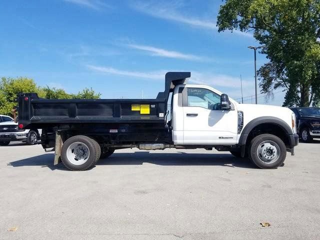 New 2025 Ford F550 4x4 Regular Cab Super Duty image 2
