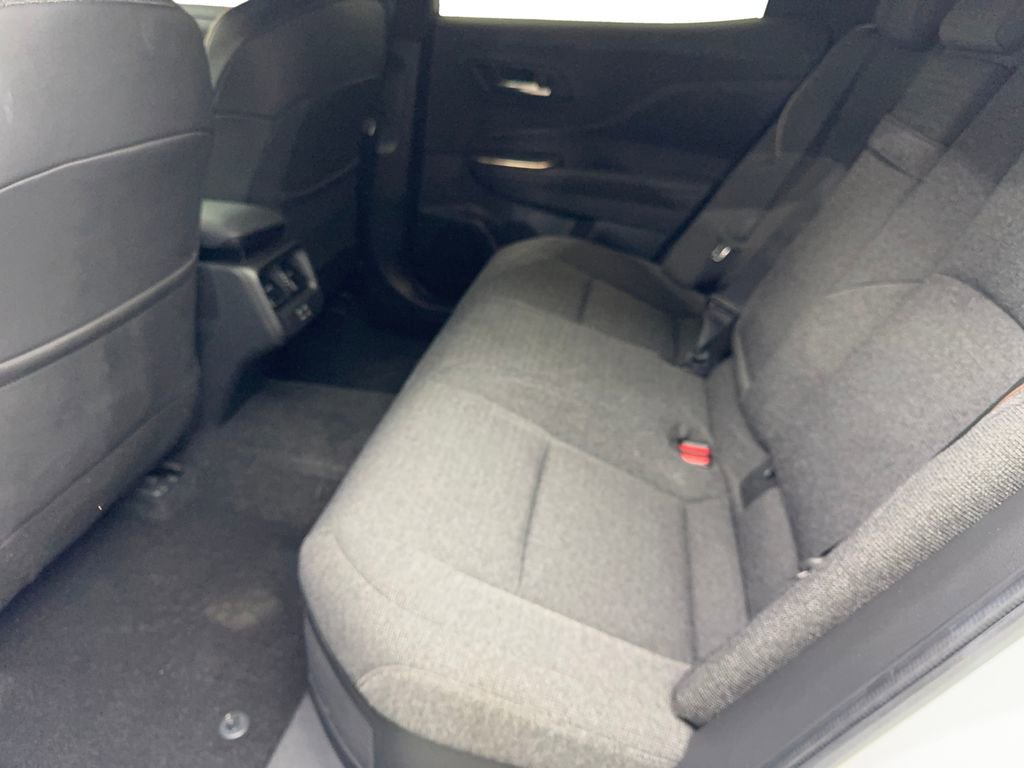 Used 2023 Toyota Crown XLE image 33