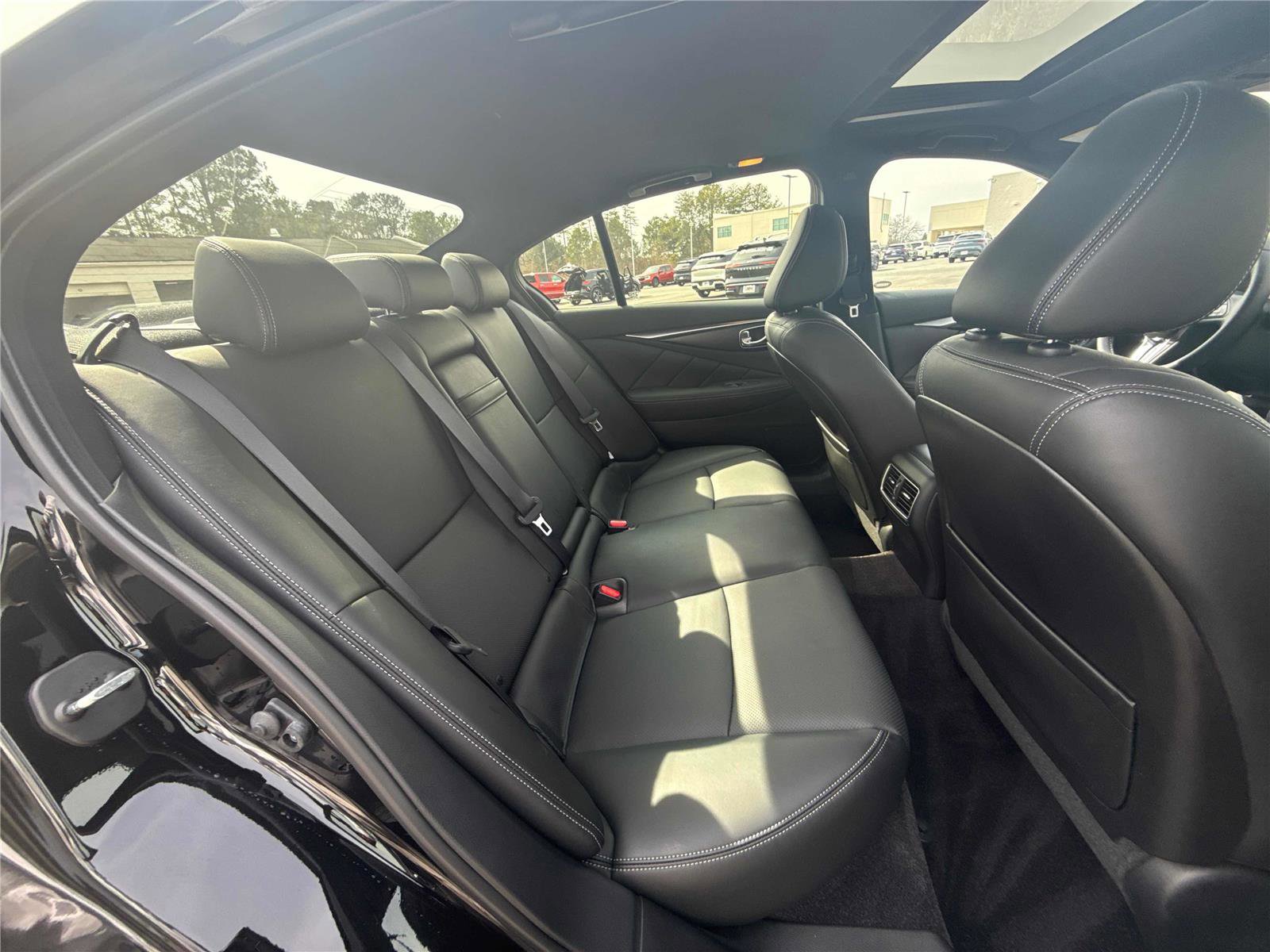 Used 2023 INFINITI Q50 Sensory image 26