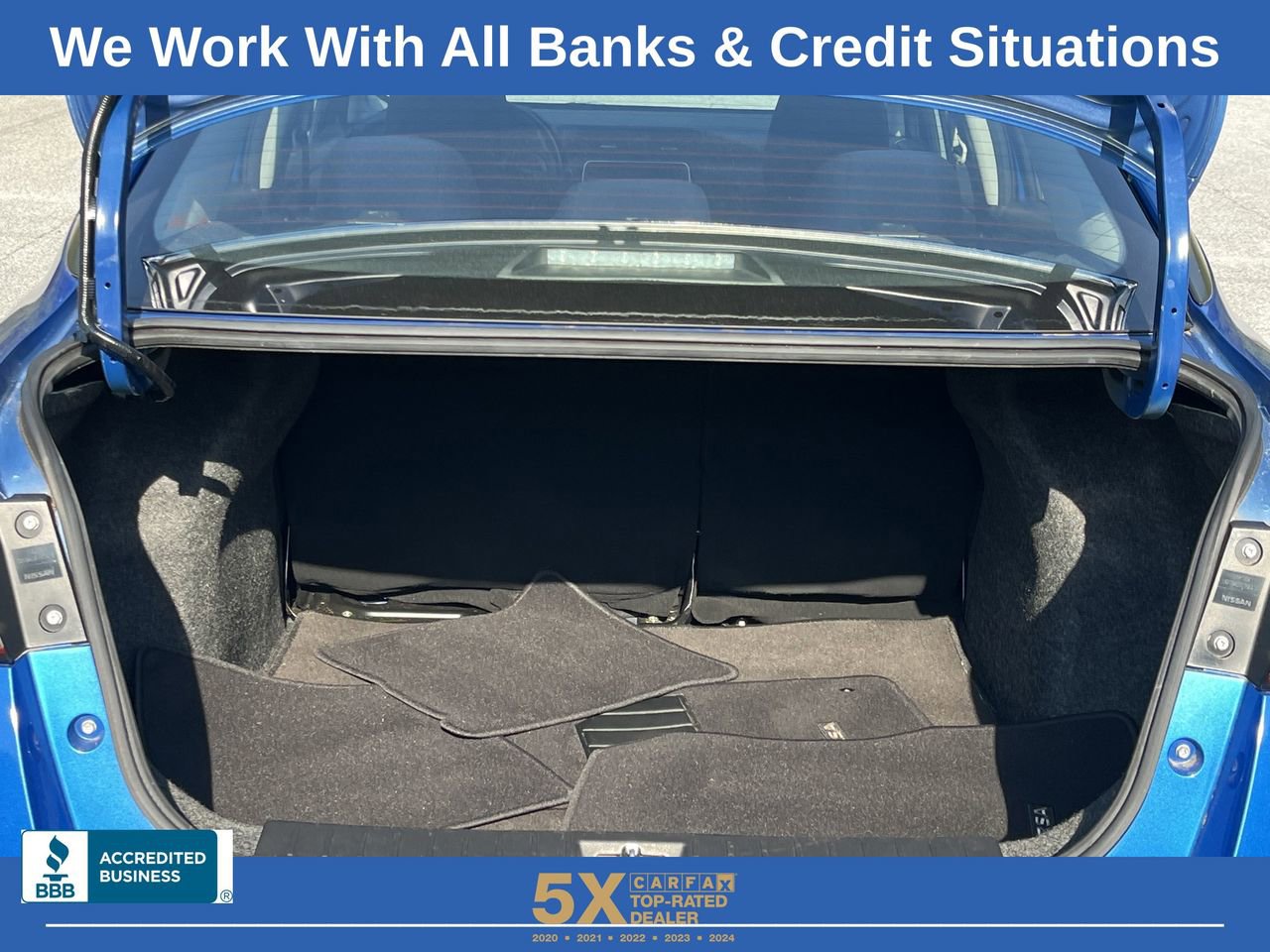 Used 2021 Nissan Versa SR w/ Convenience Package FWD image 25