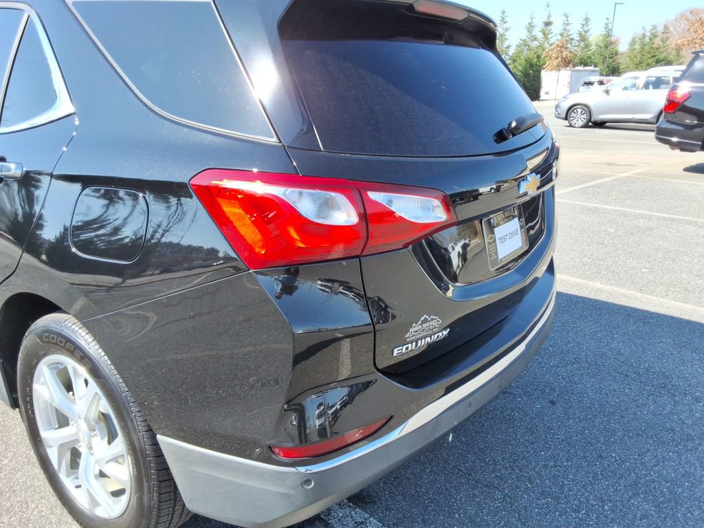 Used 2018 Chevrolet Equinox Premier FWD image 13